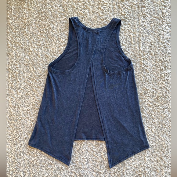 Gap: Tank Top - Picture 8 of 14
